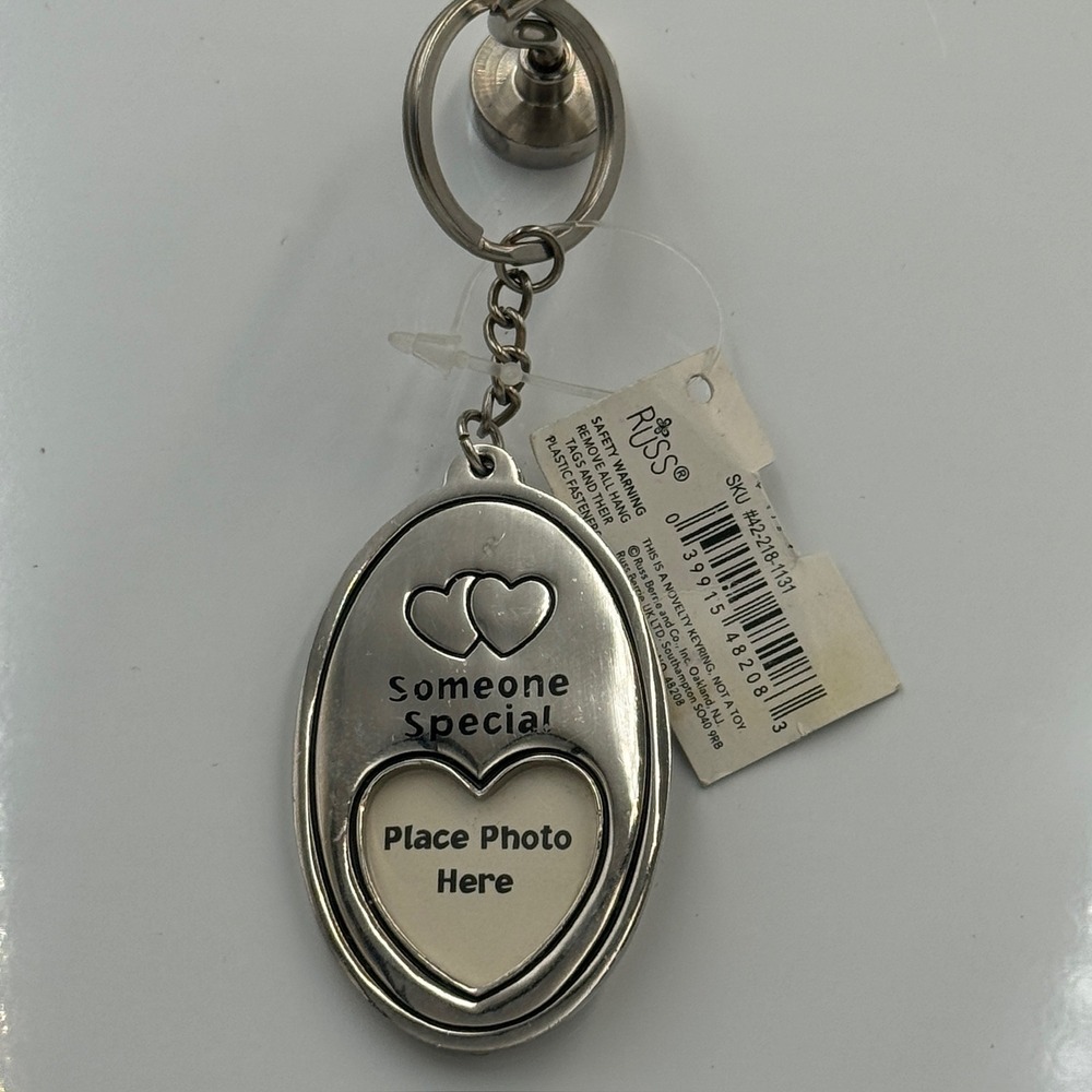 Russ Berrie Someone Special Heart Photo Frame Keychain Silver Tone